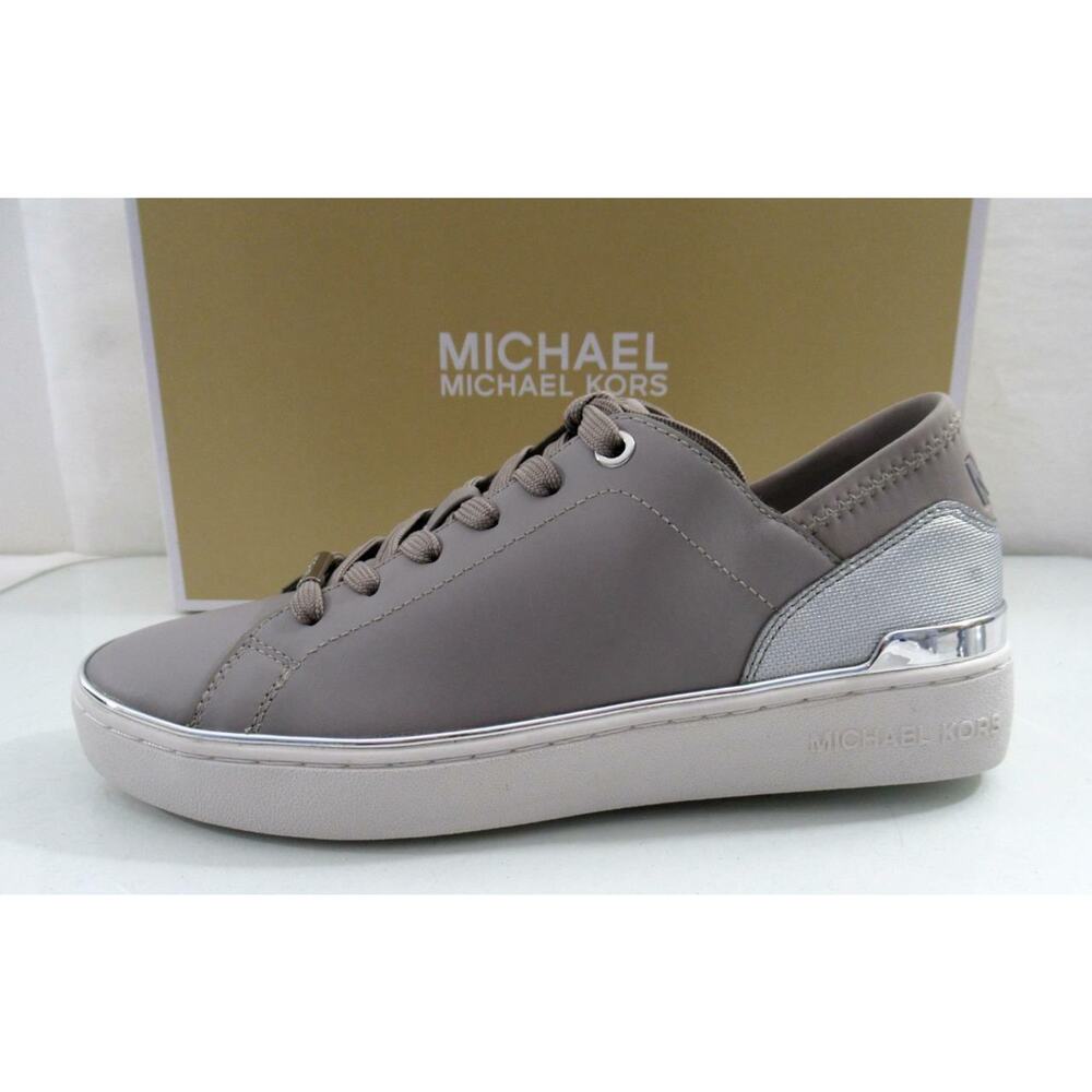 Women's Michael Kors Scout Lace Up Sneaker MK Logo Scuba Pearl Grey Size 6 - Picture 2 of 11